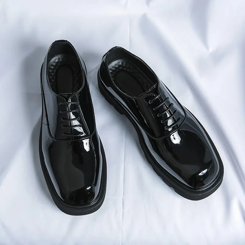 Wholesale Stylish Mens Patent Leather Oxford Shoes With Wholesale Stylish Mens Patent Leather Oxford Shoes With