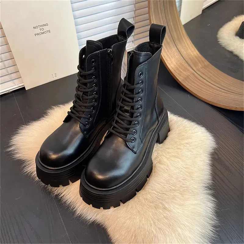 Women's Winter Motorcycle Boots Platform Lace Up Square Heel Shoes_voghion.com