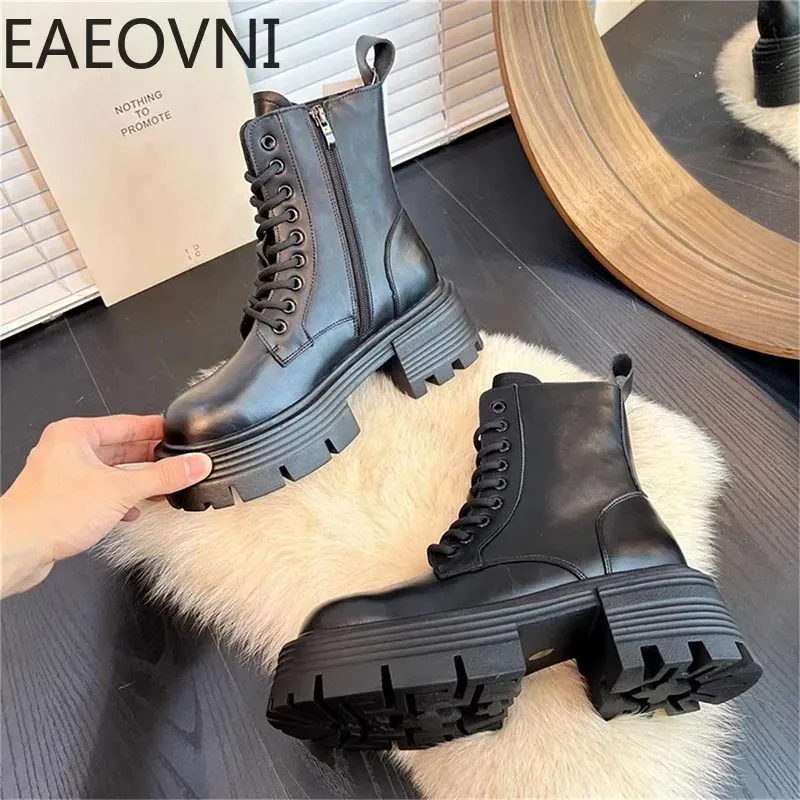 High Platform Womens Motorcycle Boot For Winter Fashion Lace Up Square Heel Short Booties Autumn Girls Shoes 241206_voghion.com