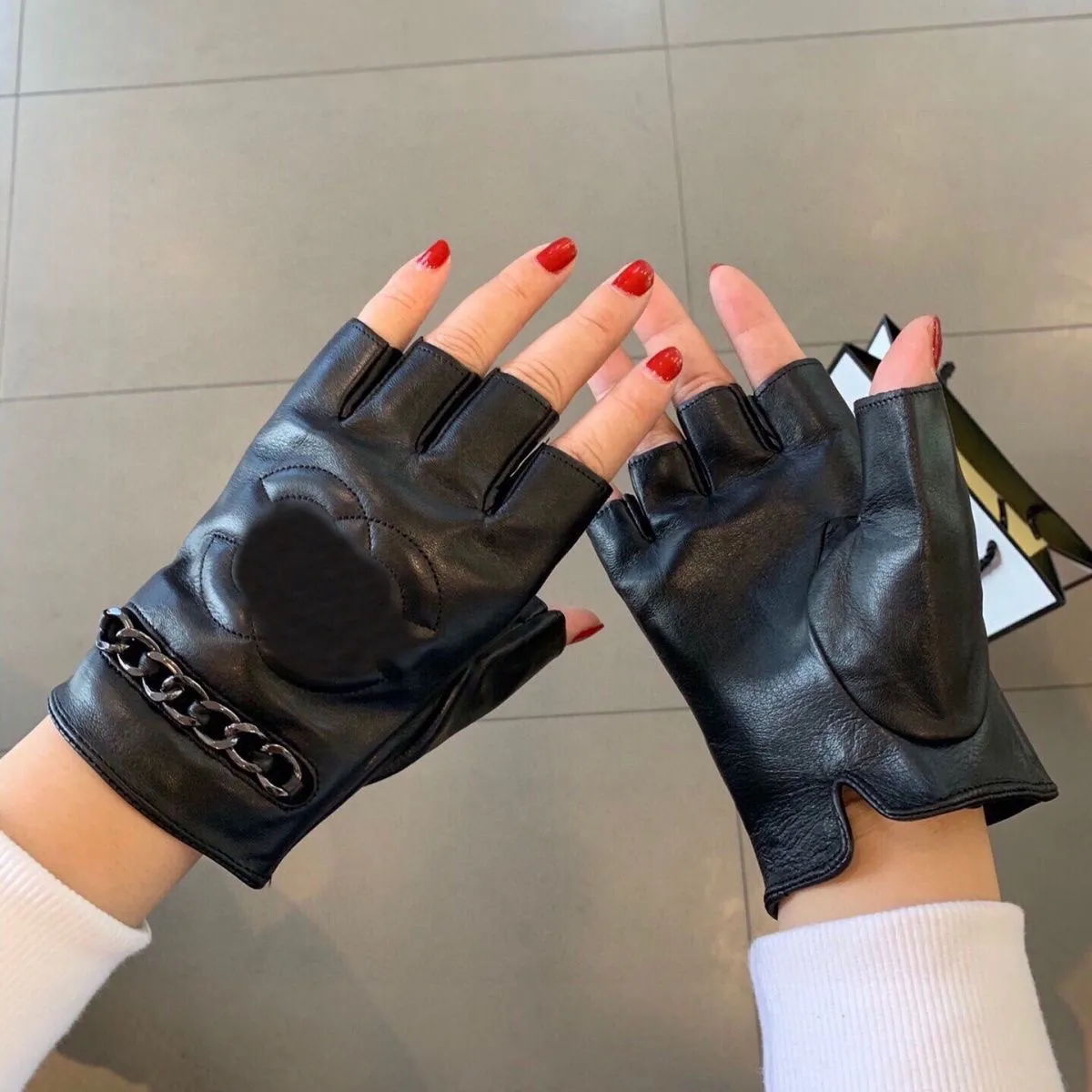 指なしレザー手袋 を￥4,169 | DHgate