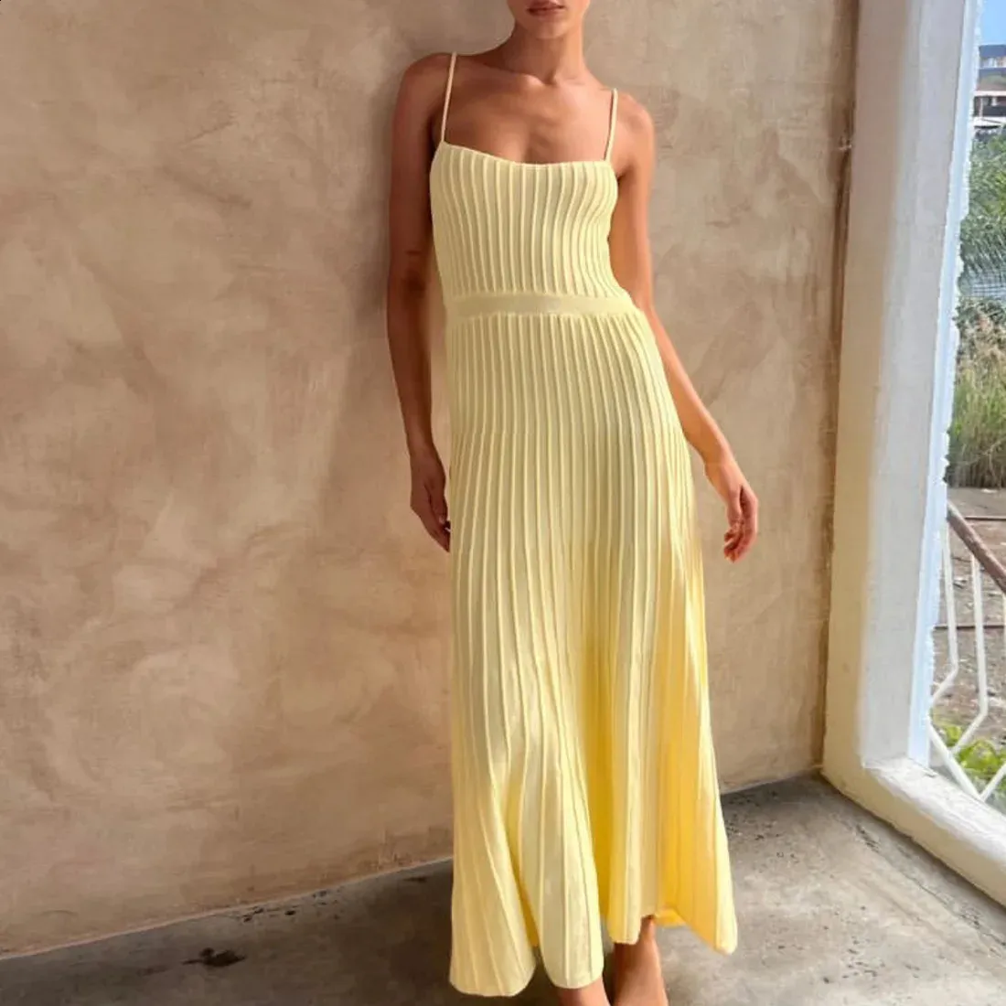 Pink Sveless Ribbed Midi ss Pink Sveless Ribbed Midi ss