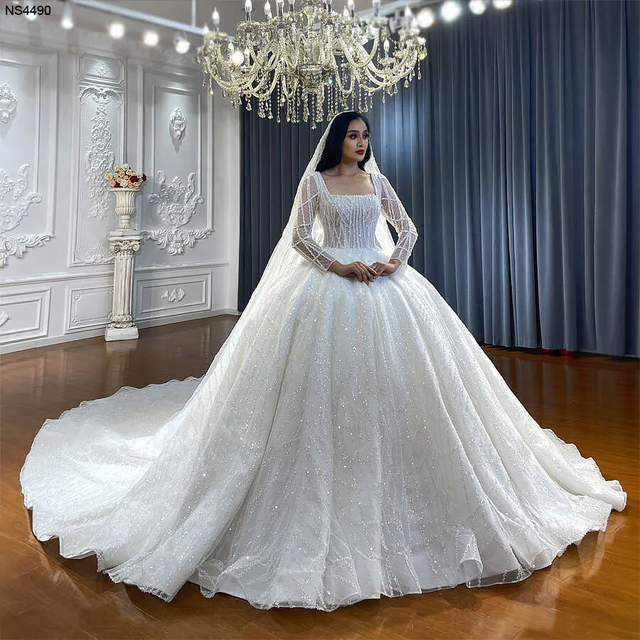 green emerald velvet dress Elegant Form-Fitting Wedding Dress with Removable Skirt Fairuza 4US/36FR/8UK / Milk / No