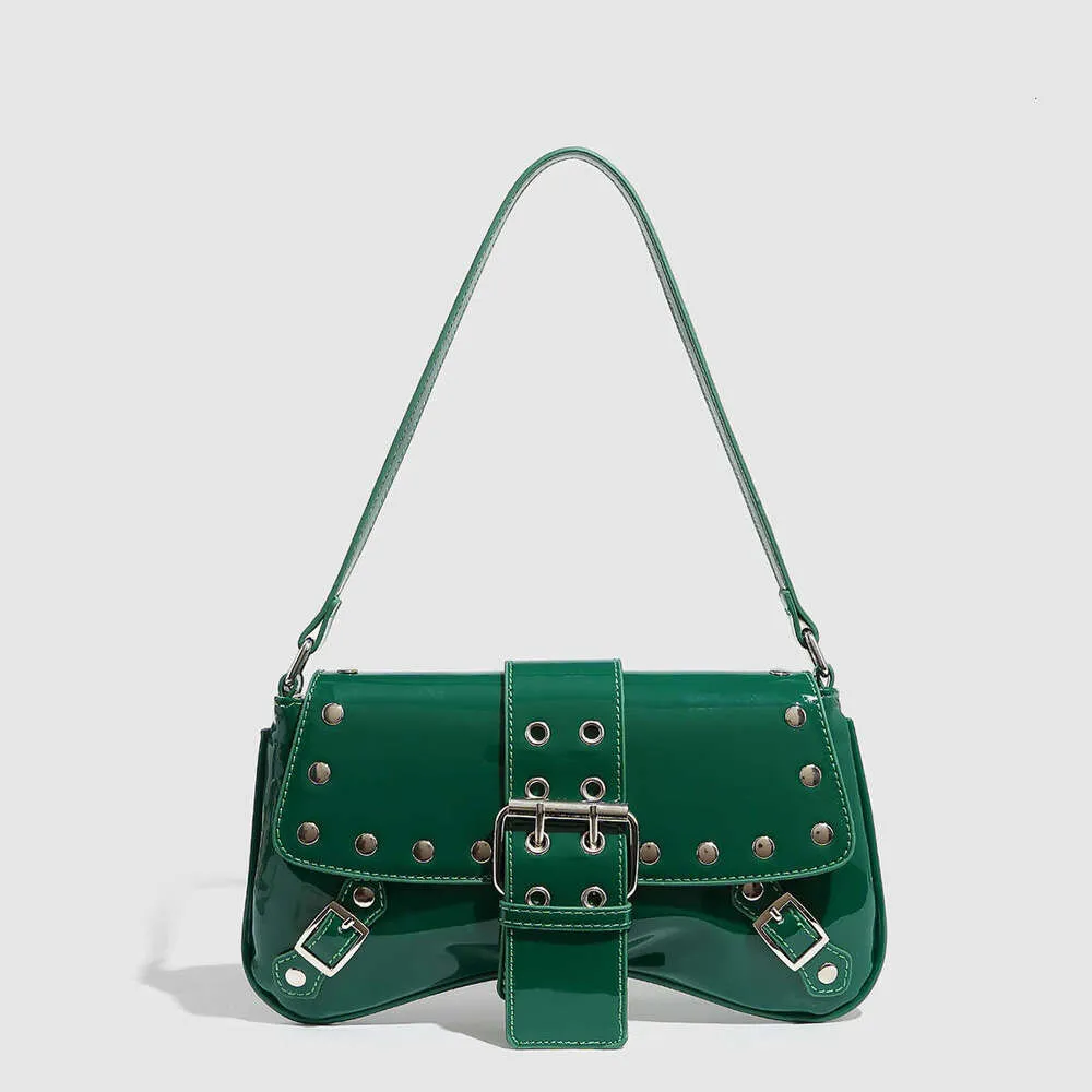 DHgate.com:Willow Nail Punk Style Leather Shoulder Bag