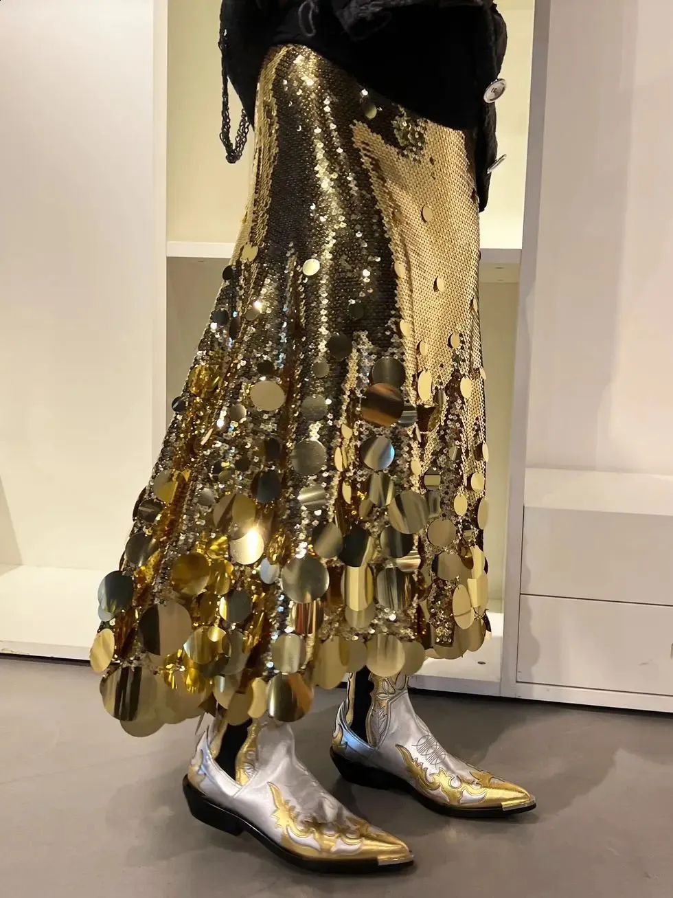 Plus Size Heavy-Duty Long Gold Maxi Dress for Women - Perfect for Spring, Autumn Parties and Fashion in Europe and America (Style 241211)