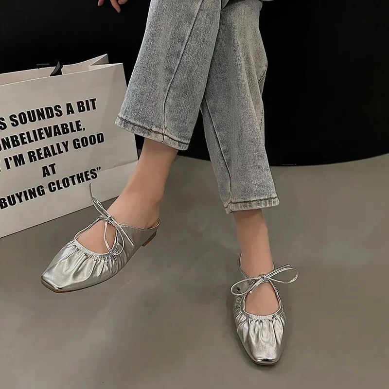Fashionable Women's Mules, Comfortable Casual Solid Beach Sandals_voghion.com