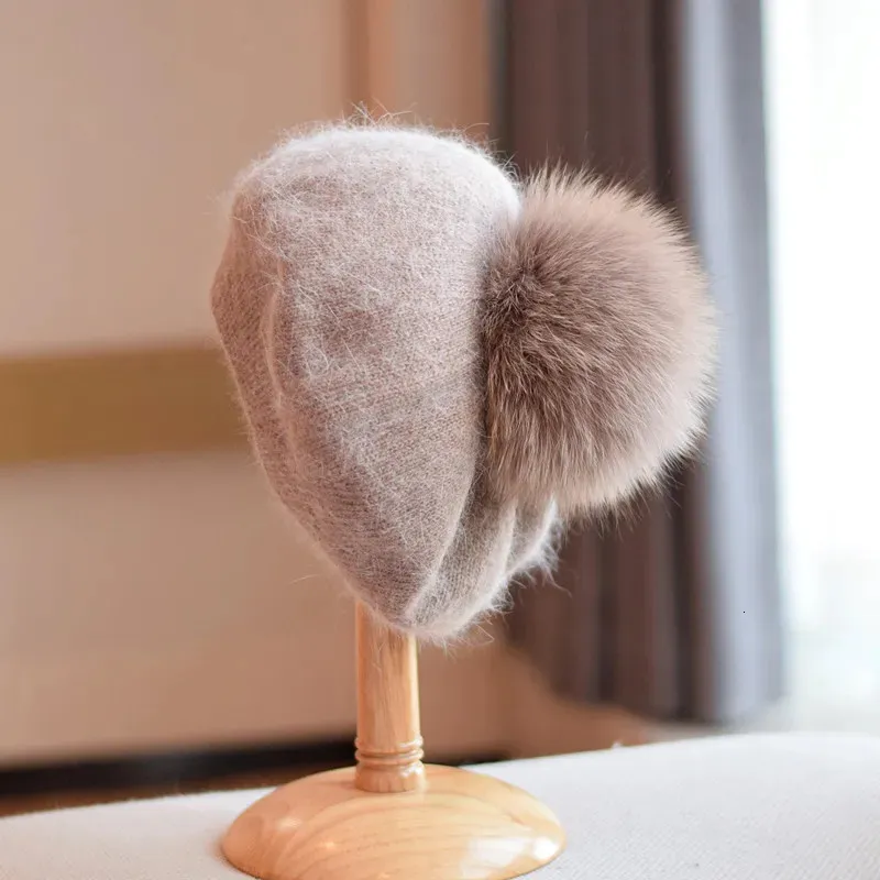 Japan Angora Rabbit Womens Beret Warm Soft Knitted Beret  display picture 3