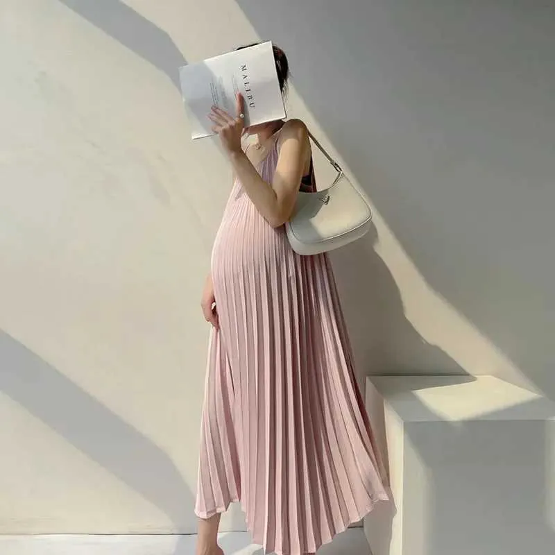 white christmas dresses Flowing Pleated Blue Maternity Gown for Photoshoot Elegant Off Shoulder Pregnancy  Dress with Long Train YW250071 – yewendress