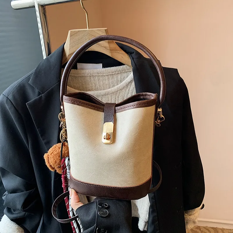 Designer Bucket Handbag: New Style Black, Brown, and Beige Pendant Bags ...