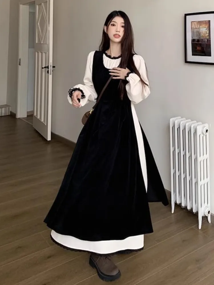 Korean Y2K Lace Patchwork Two Piece Maxi Dress Set with Tunic Split and Bandage Detailing - Fashionable modest clothing for womenColor: Black/ Korean Y2K Lace Patchwork Two Piece Maxi Dress Set with Tunic Split and Bandage Detailing - Fashionable modest clothing for womenColor: Black/