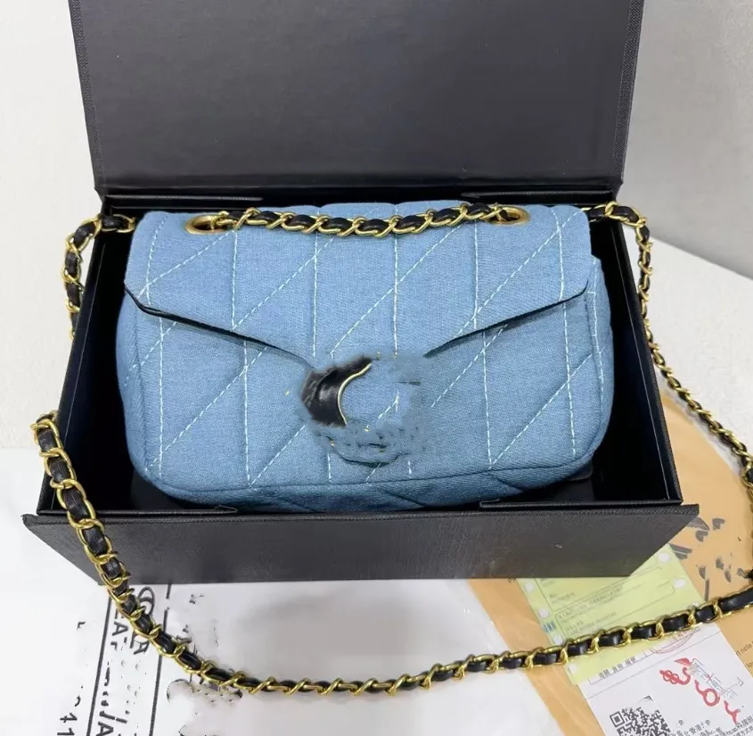 Mercado Bolsa Rafia Balenciaga Moda Bolsas De Rafia Balenciaga