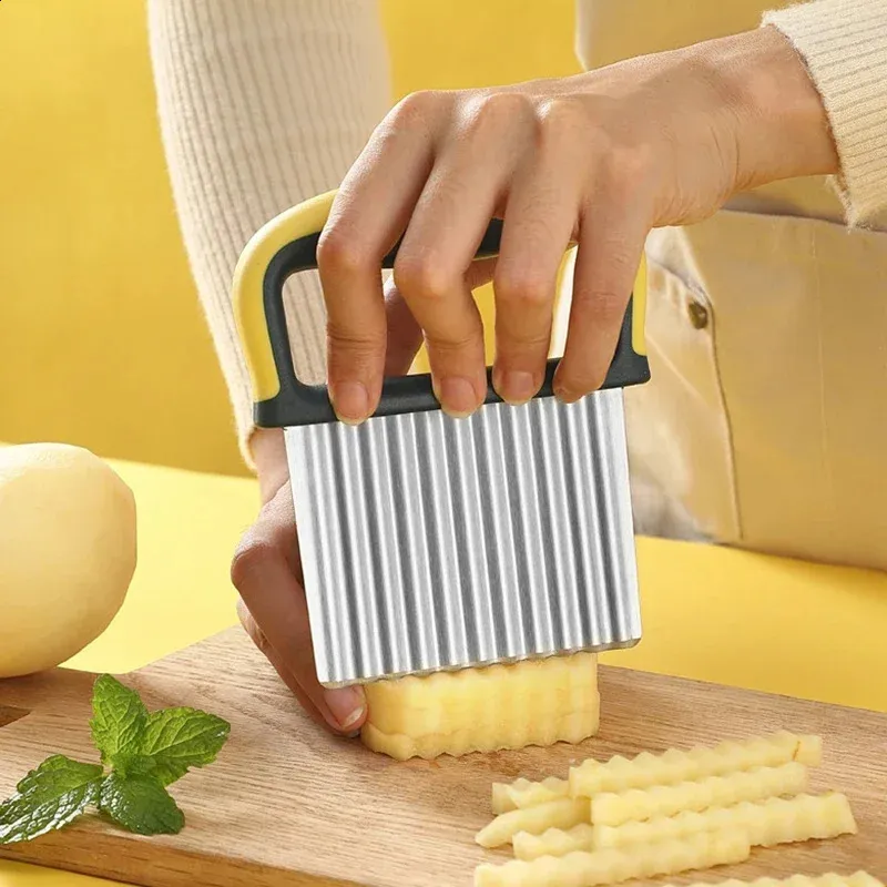 French Fries Ribbon Corrugated Potato Slicer - Create Fun French Fries & Veggie Ribbons ...
