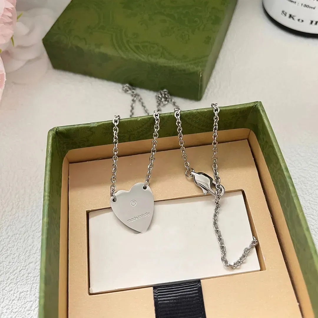 11% OFF Luxury Heart‑Shaped Pendant Necklace – Silver Retro Design, Unisex Gift, $2.55 Deal