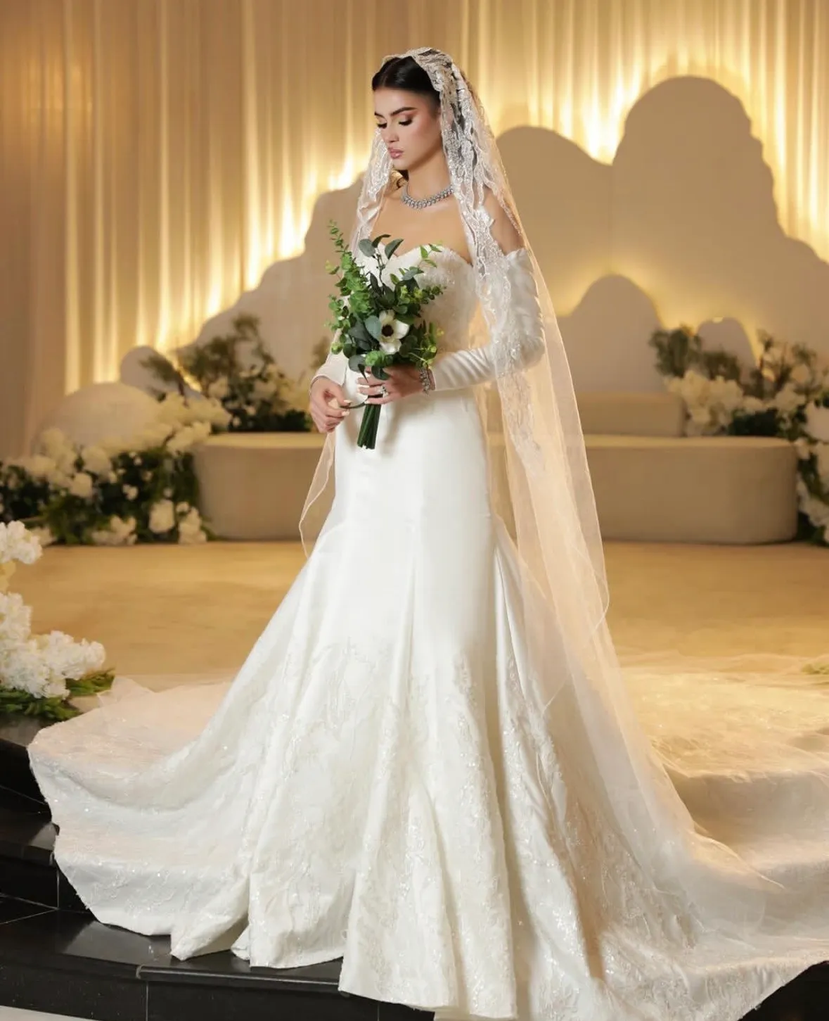 Save Big on Bulk Sweetheart Lace Mermaid Wedding Dresses Wedding Dresses  Mermaid Style: Ivory Sweetheart Satin Mermaid Bridal Gown With Sequins Lace 