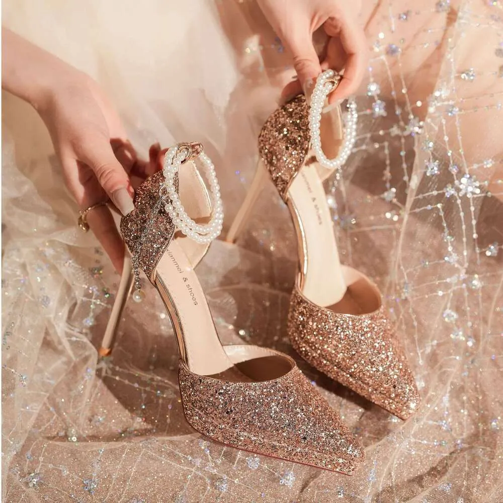 Mens Red Chunky Heel Dress Shoes with Sparkling Glitter Pearl Chain,  Leather Upper, Buckle Strap, Waterproof Wedding Shoes from Dhgate Dress  Shoes - price 36.33
