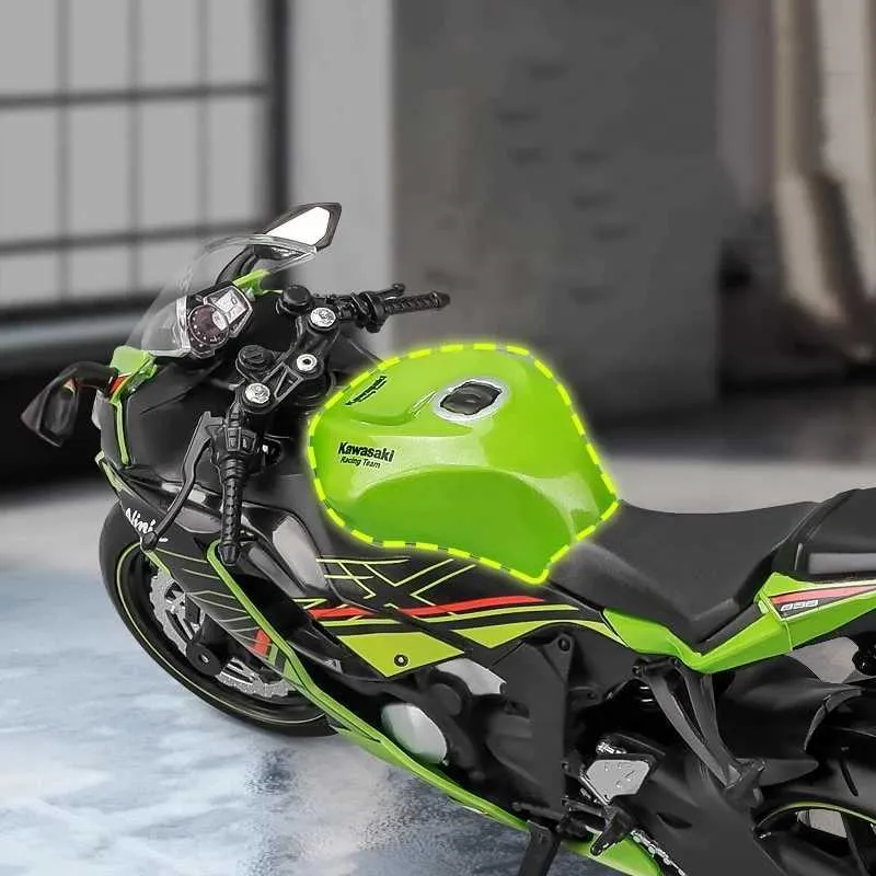 Kasaki Ninja ZX 6R 1:5 Scale Diecast Motorcycle Model From