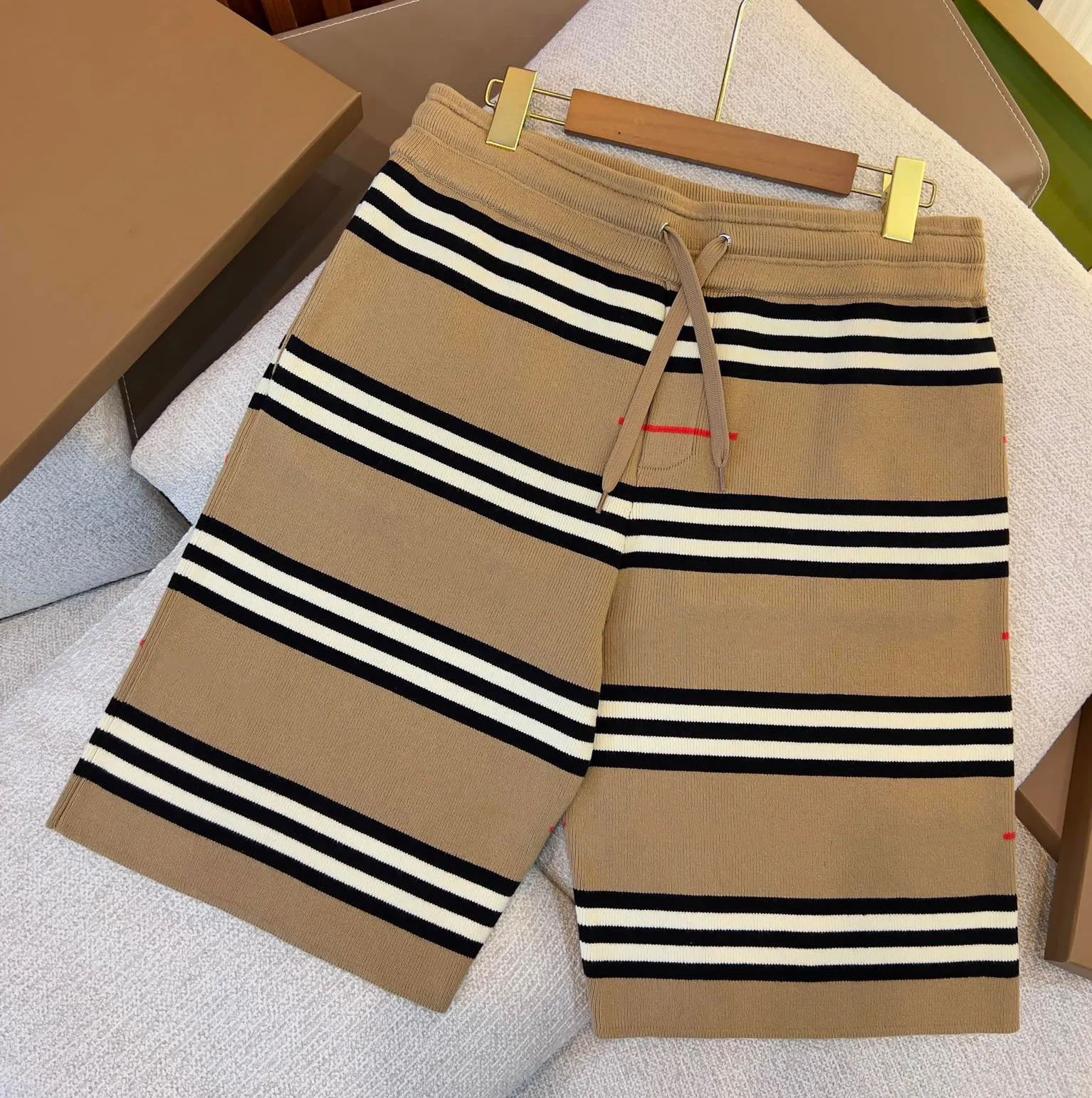 Men's Designer Shorts: Cotton Gym Shorts For Men Casual Letter Athletic ...
