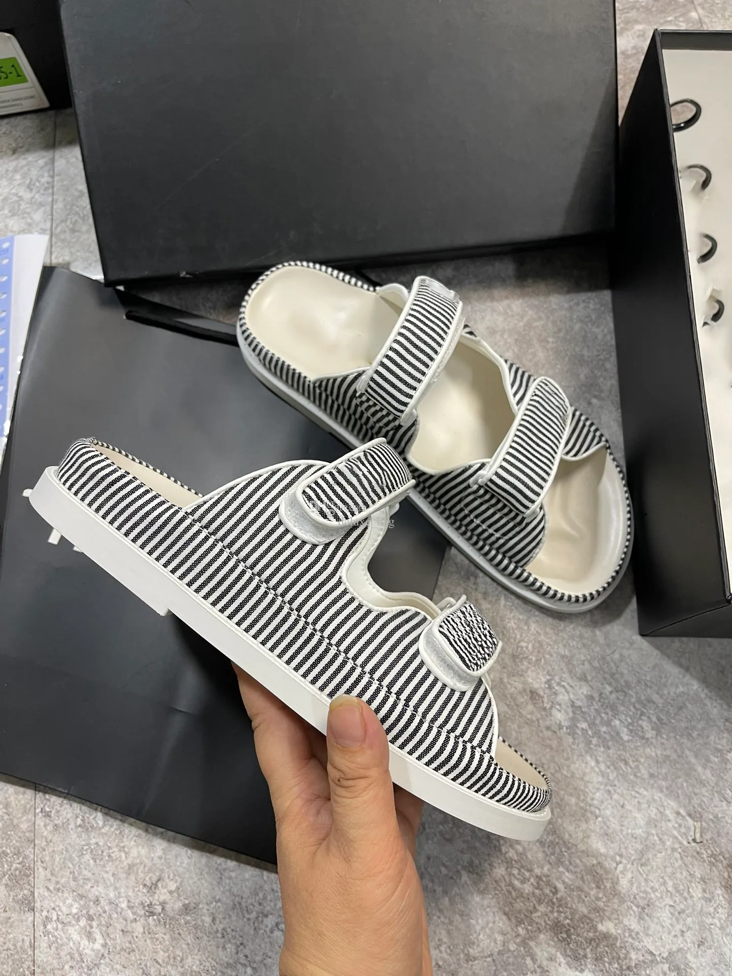 CC Sandal thumbnail