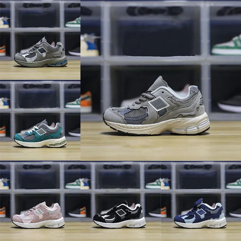 Garçons Clarks Chaussures Toile Décontracté - Rousseurs Bip