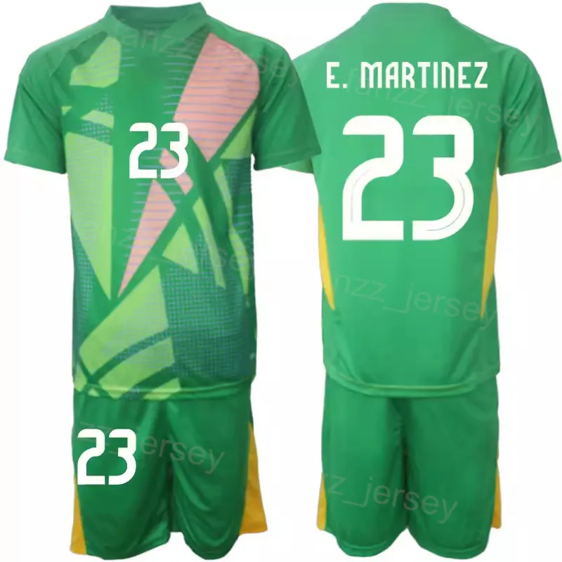 DHgate.com:Premium National GK Soccer Jersey Set - Agustin