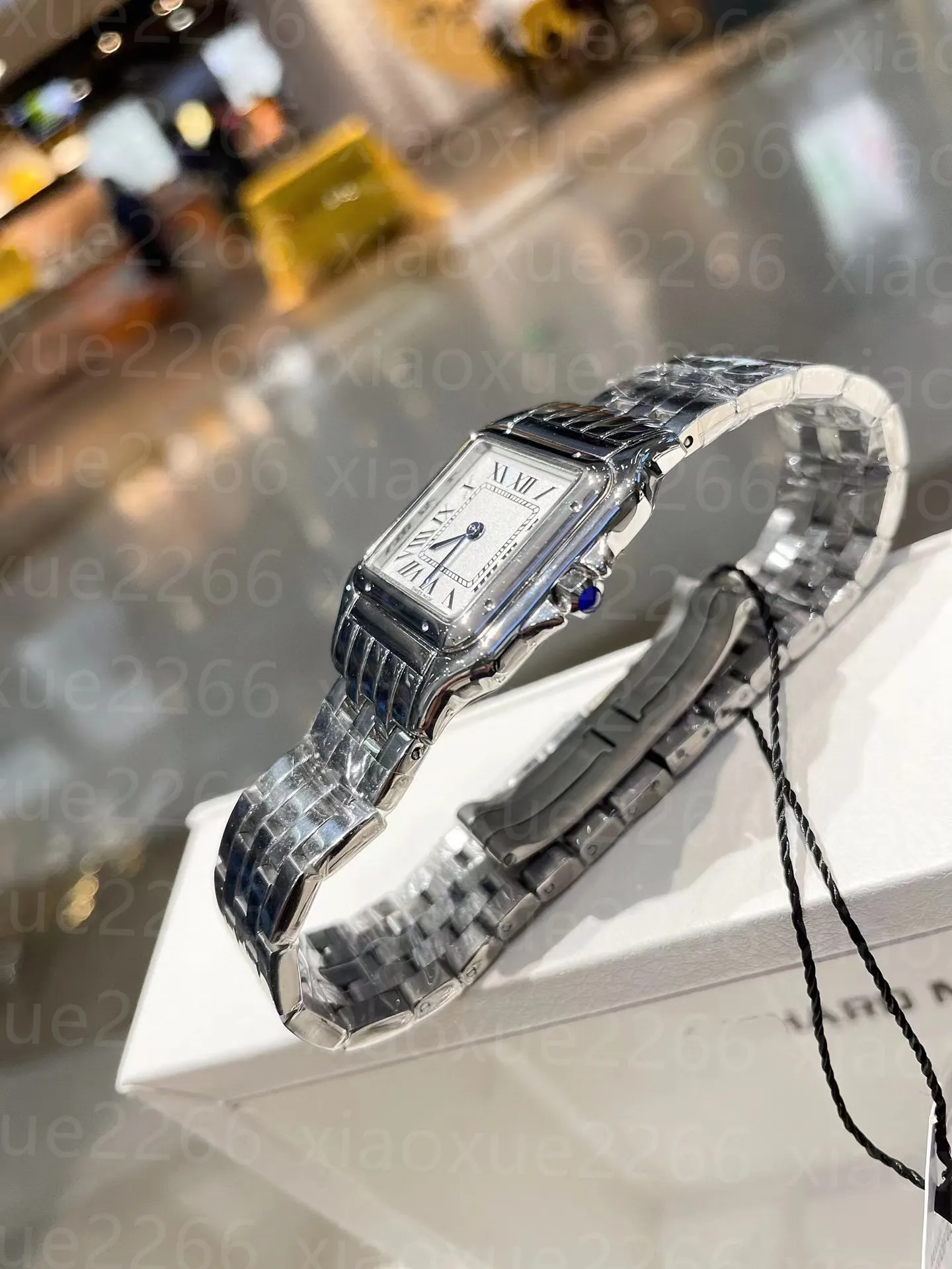 Luxury Square Quartz Watch: Solid Steel Band, Classic Cheetah Retro Design, Diamond Accents Luxury Square Quartz Watch: Solid Steel Band, Classic Cheetah Retro Design, Diamond Accents
