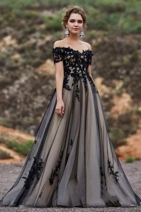 Gothic Black Wedding Dress - Exquisite Tulle Lace Appliques, Sheath & A ...