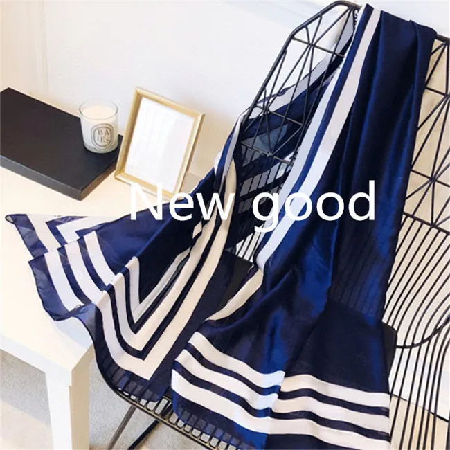 Lenço de seda de luxo para mulher xaile clássico com letras estampadas_voghion.com