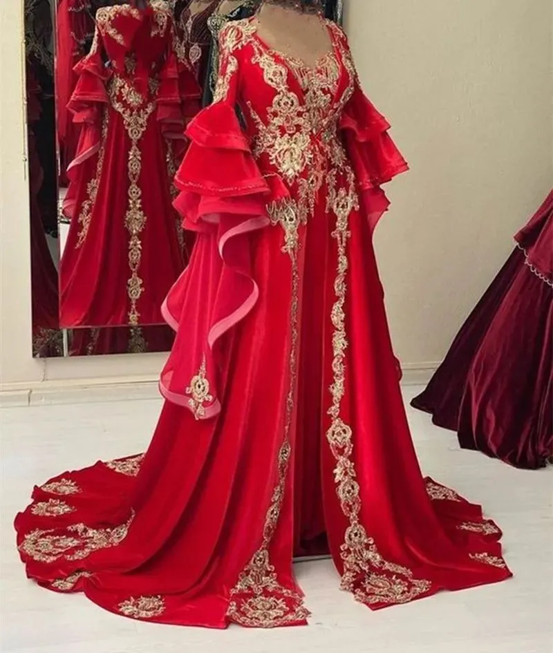 Red Velvet Arabic belly dance caftans with Gold Lace Appliques and Long Sleeves - Elegant Moroccan Kafta Prom Dress for Women's Formal Occasions in Red Velvet Arabic belly dance caftans with Gold Lace Appliques and Long Sleeves - Elegant Moroccan Kafta Prom Dress for Women's Formal Occasions in