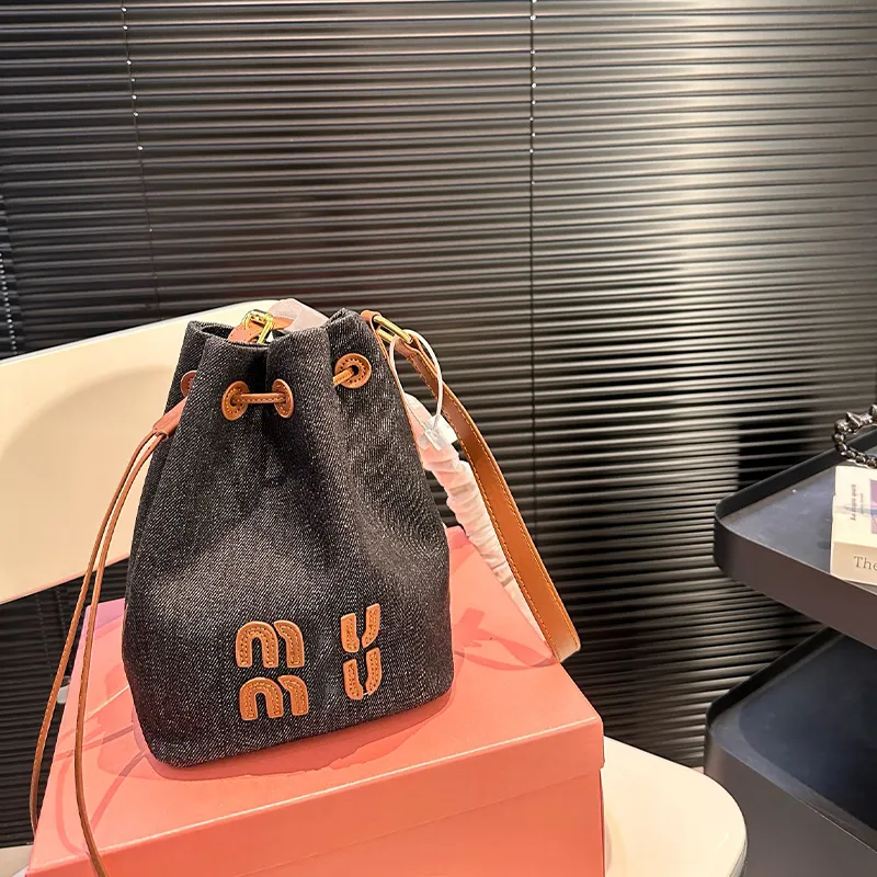 Womens Designer Bag Fancy Saddle Shoulder Bags Top Quality Handbags Luxury Girls Totes Genuine Leather Chain Clutch Purses With Gift Box From 48 17 DHgate