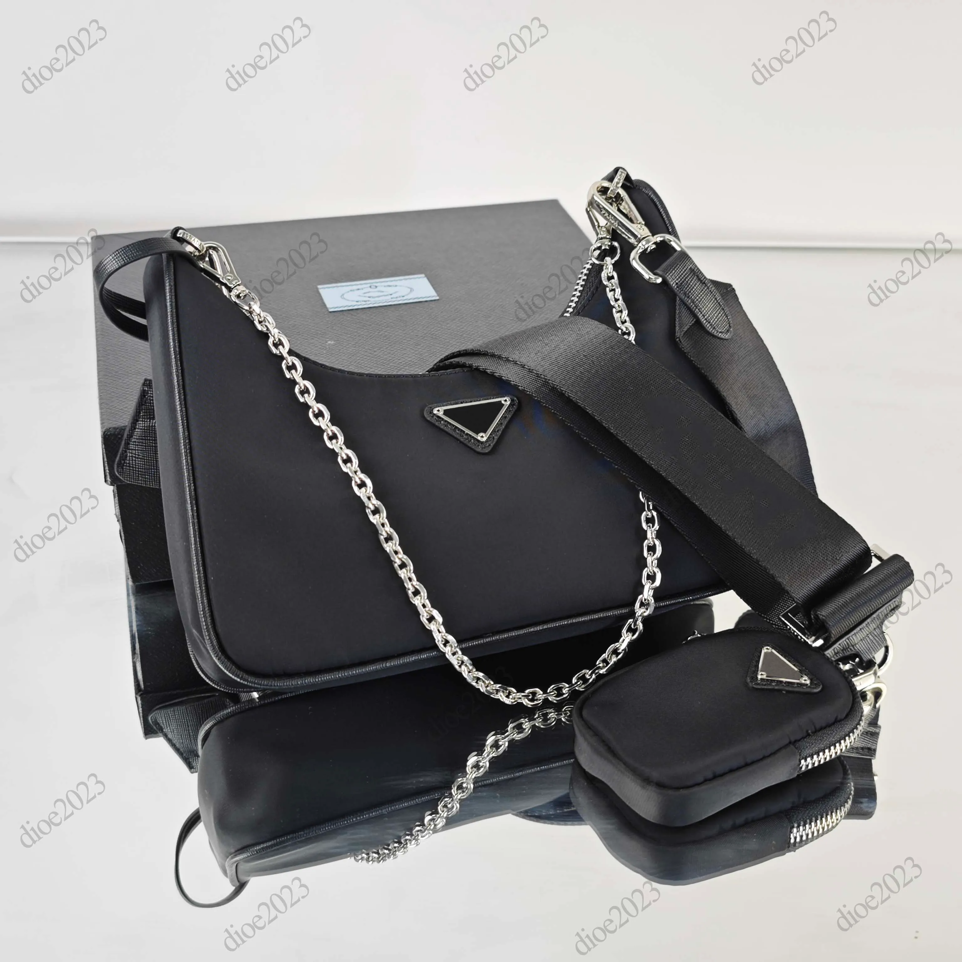 Designer Bag Luxurys Handbag Women Underarm Crescent Bag 2000 Hobo & 2005 Shoulder Bag Crossbody Purses High Quality Chain Canvas Fashion Wallet Bag
