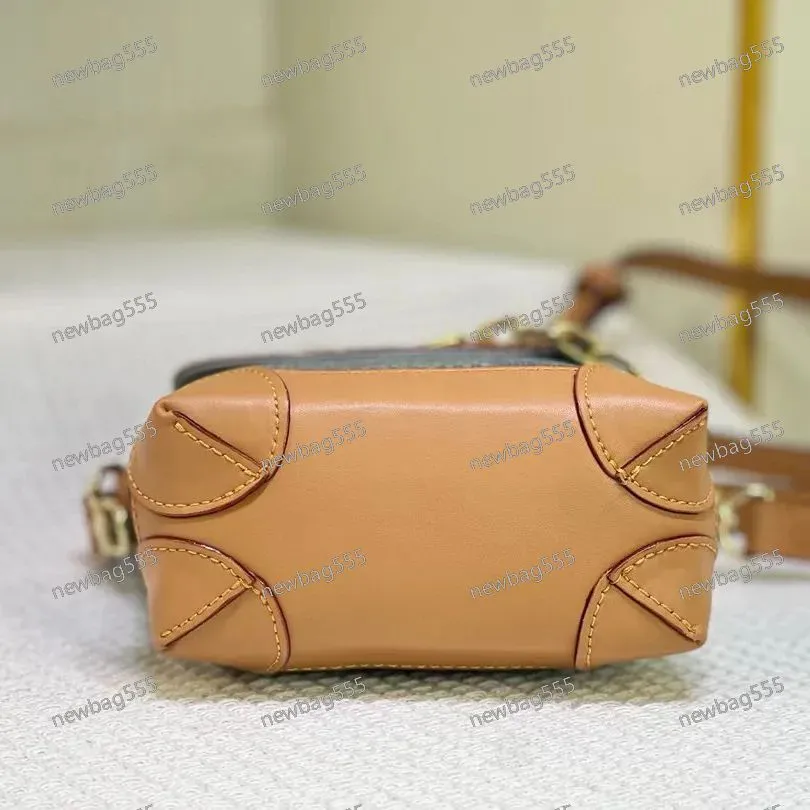 DHgate.com:Zippered Nylon Top Handle Shoulder Bag | Multi