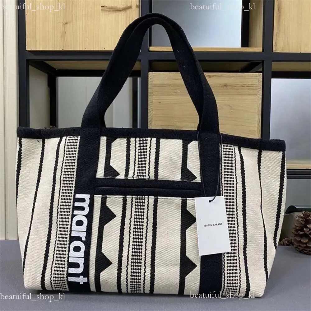 UE DIAGONAL PRINT TOTE BAG