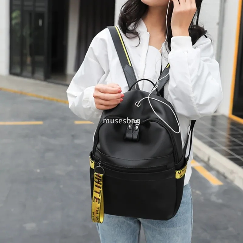 Western Womens Atmospheric PU Backpack European And American  display picture 1