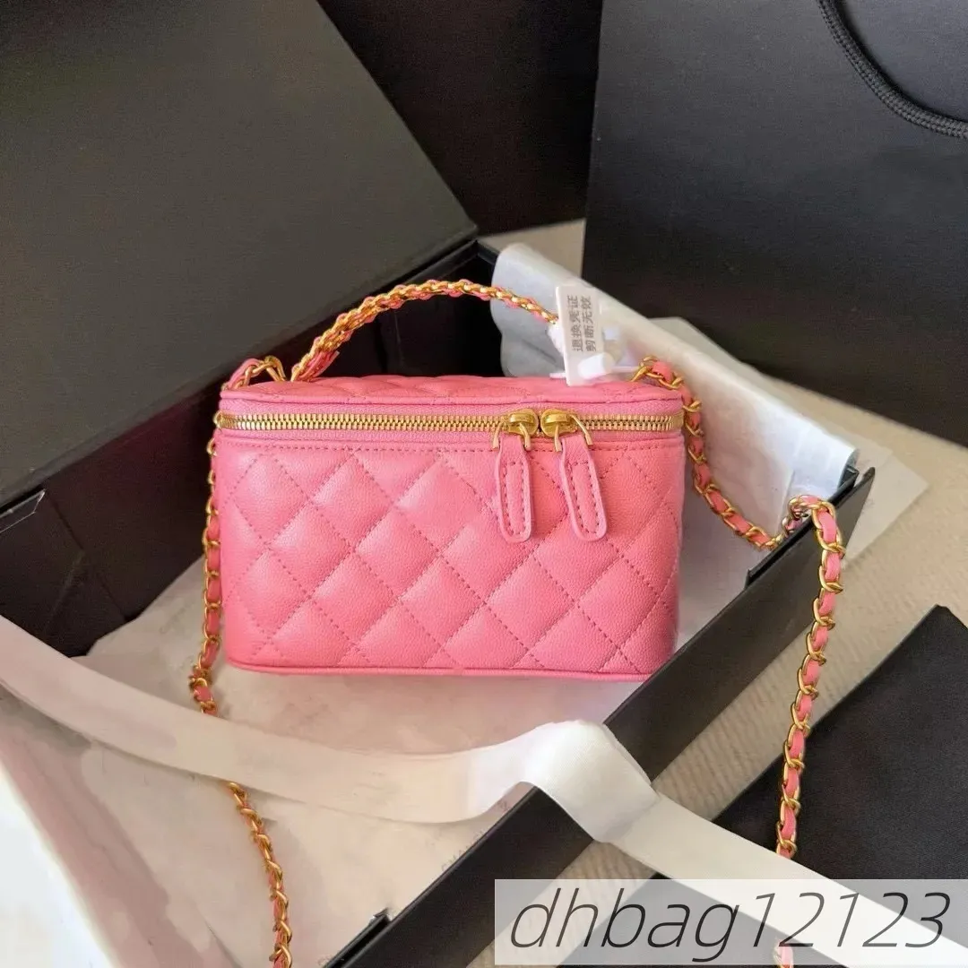Luxury Designer Womens Mini Pink Vanity Bag With Quilted Cross Design Gold Metal Hardware And Diamond Matelasse Chain From Dhbag12123 54.03 DHgate.Com