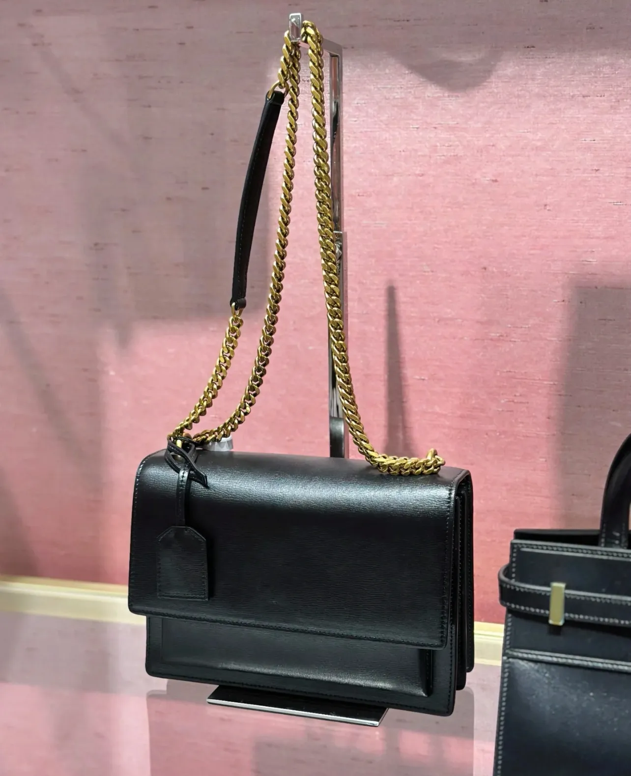 【COLOR iN ID】chain flip shoulder bag DHgate.com:Genuine Leather Shoulder Bag with Metal Chain
