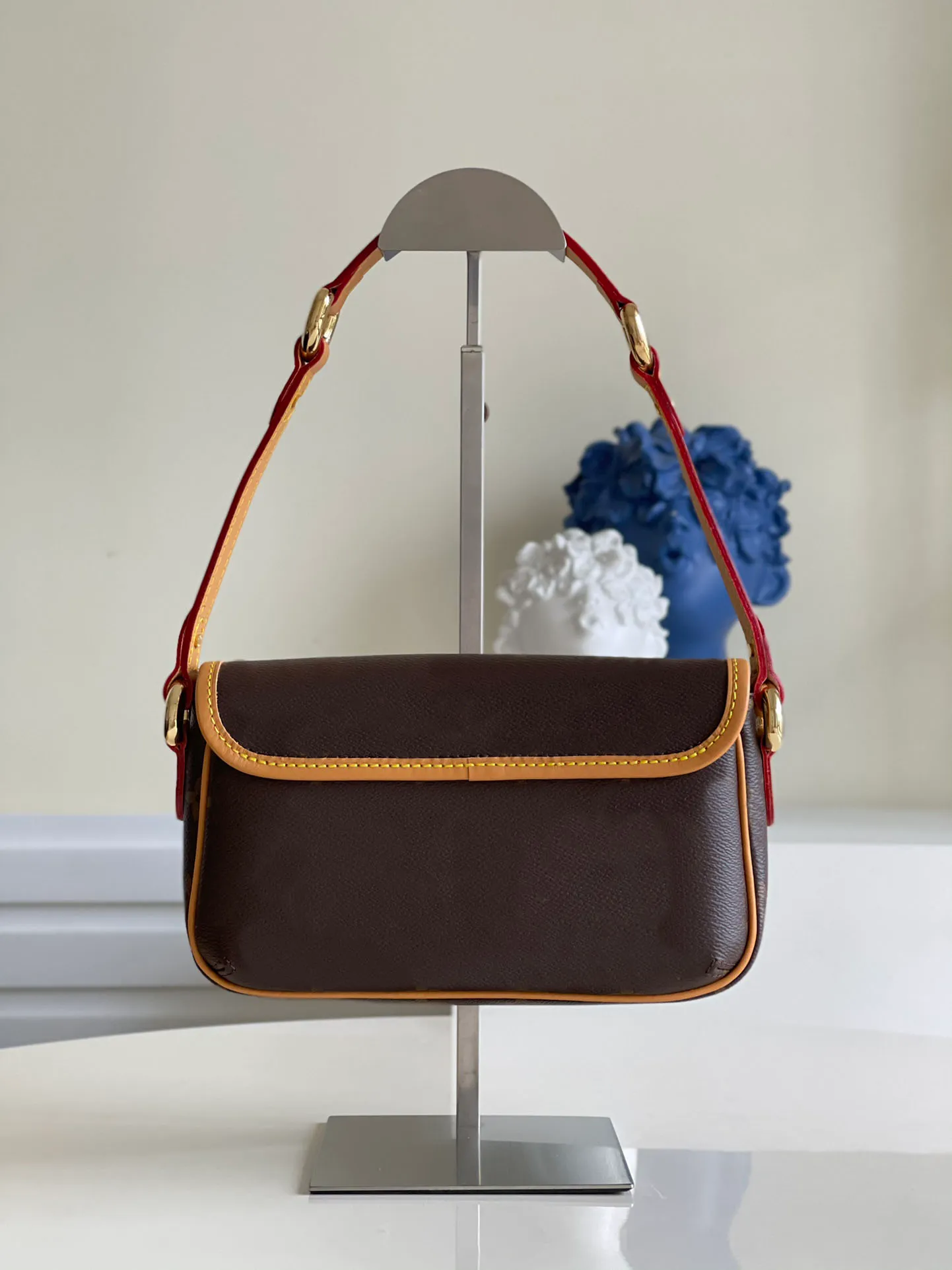 Medieval shoulder bag sale
