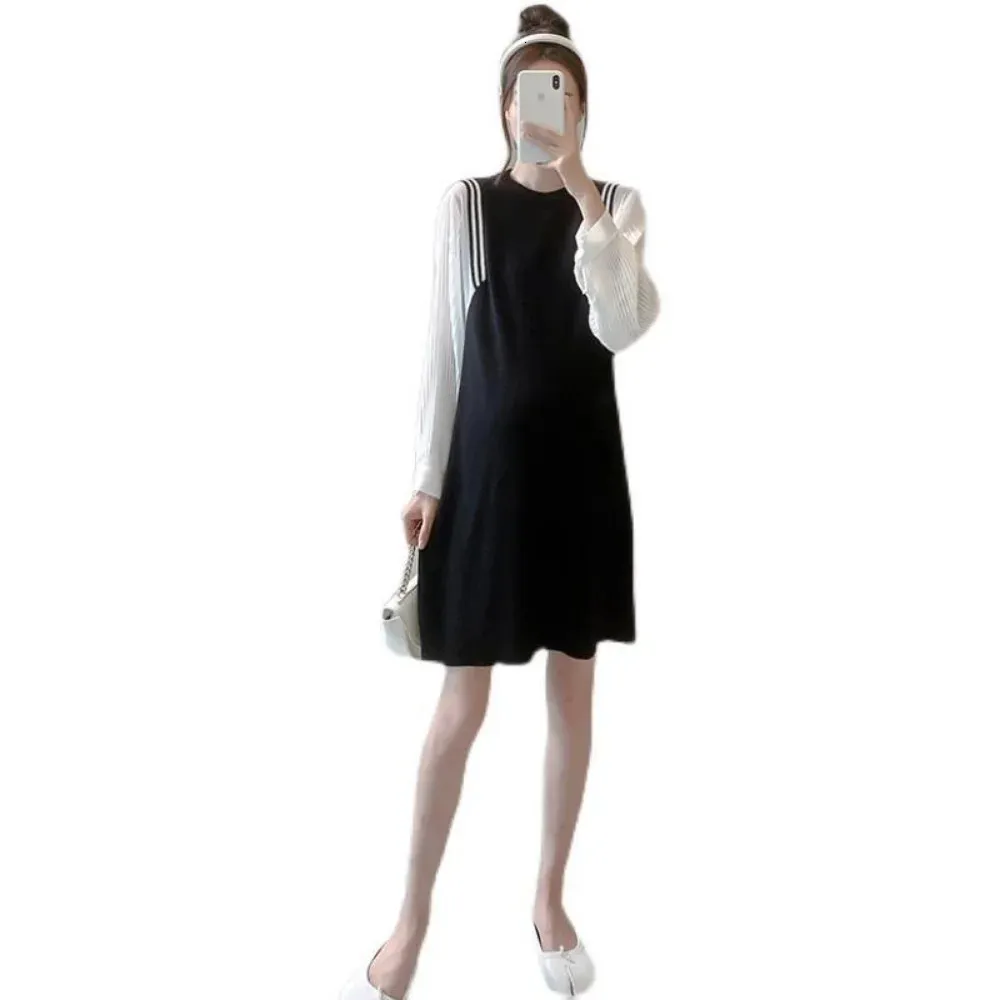 Slim Fit Knit maternity sweater dress with Long Sleeves and Patchwork for Fall/Winter Pregnancy - A-line Clothes for Expecting Moms (240704) Slim Fit Knit maternity sweater dress with Long Sleeves and Patchwork for Fall/Winter Pregnancy - A-line Clothes for Expecting Moms (240704)