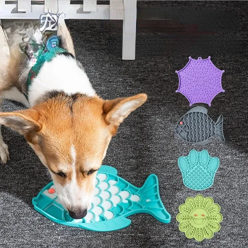 NEW Fish Shape Silicone Bowl Dog Lick Mat Slow Feeding Food Bowl For Small Medium Dogs Puppy Cat Treat Feeder Dispenser Pet Supplies