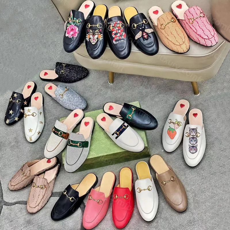 Designer Jacquard Leather Loafer Slippers With Jumbo Logo Designer Jacquard Leather Loafer Slippers With Jumbo Logo