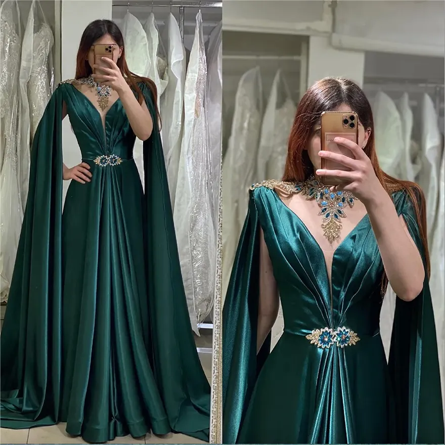Elegant Dark Green Muslim Evening Dress with Crystal Beaded Cape Turkish Kaftan Style Rhinestone Embellished Satin Formal Wear for Women
