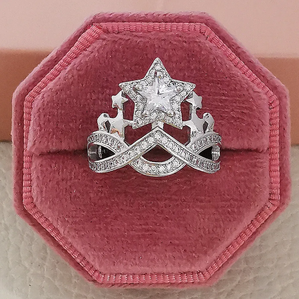 Desinger Luxur Star Rings Inlaid Zircon Shin Silver Plated Girl Full Diamond Pattern Brass Ring Part Jewelr_voghion.com