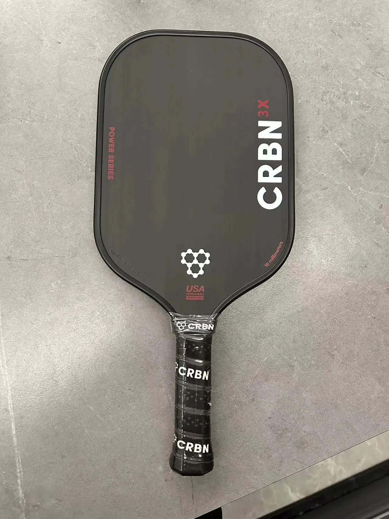 ピックルボール パドル ARRONAX T300生カーボンファイバー 丸い黒 ピックルボール パドル ARRONAX T300生カーボンファイバー 丸い黒 2個