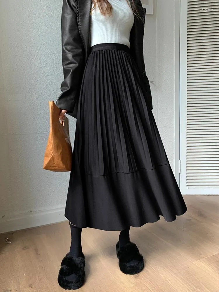 Vintage Black High Waist Pleated Black Pleated Midi Skirt With Umbrella Elegant Korean Fashion For Spring And Autumn Parties From Gilroyanal 20.02 DHgate.Com