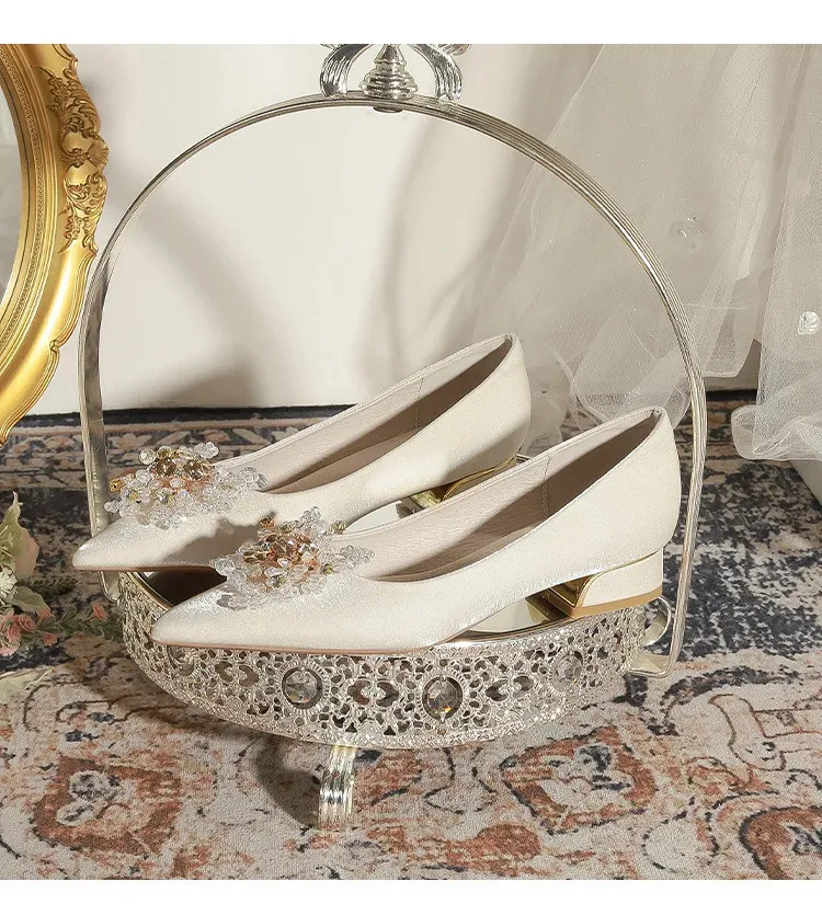 Pointed Low Heel Bridal Flats For Women Elegant Wedding Shoes_voghion.com