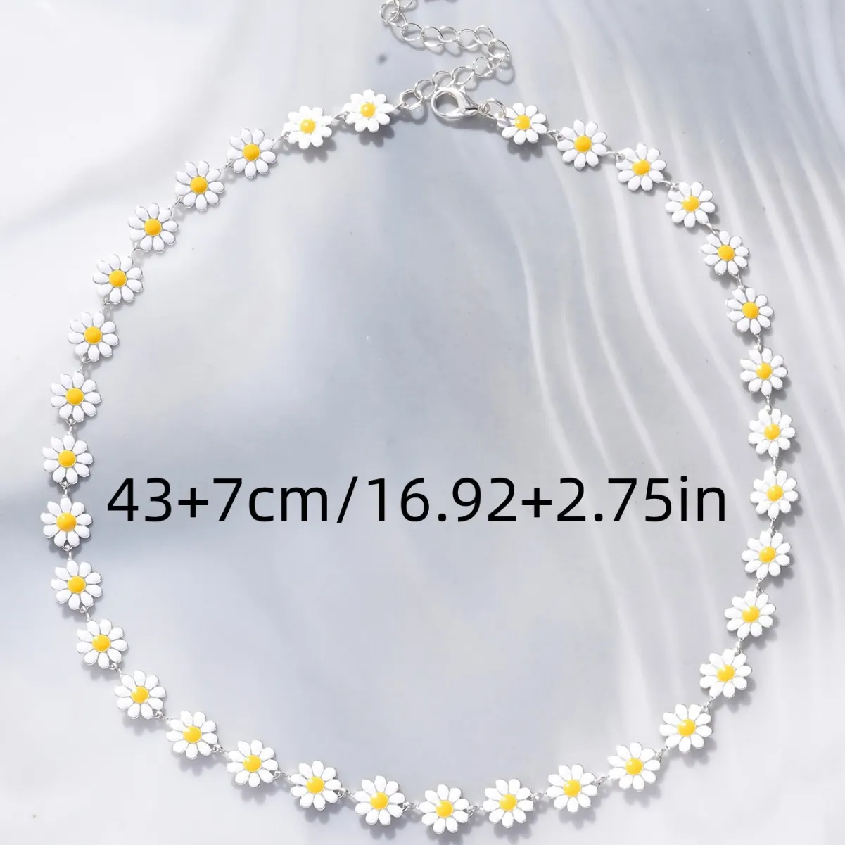Dainty Daisy Necklace - Gold Sunflower Choker for Summer Fun