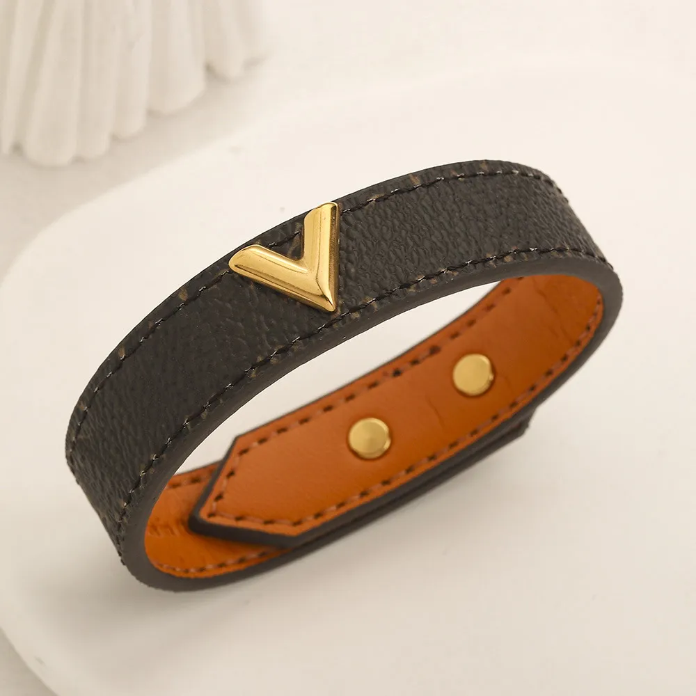 Klassisches Designer -Leder -Leder -Armband -Muster Luxusschmuck 18K Gold plattiert Hochwertiges Hochzeitsarmband für Frauen 2023 Liebesferien -Urlaubsarmband
