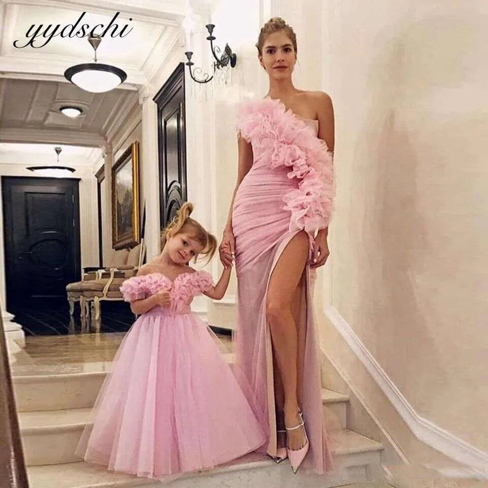Maternity Gown Mommy And Me Gown Matching Gown For Mom And Baby Elegant  One-Shoulder Pink Prom Dress: Floral Applique, Pleated Tulle