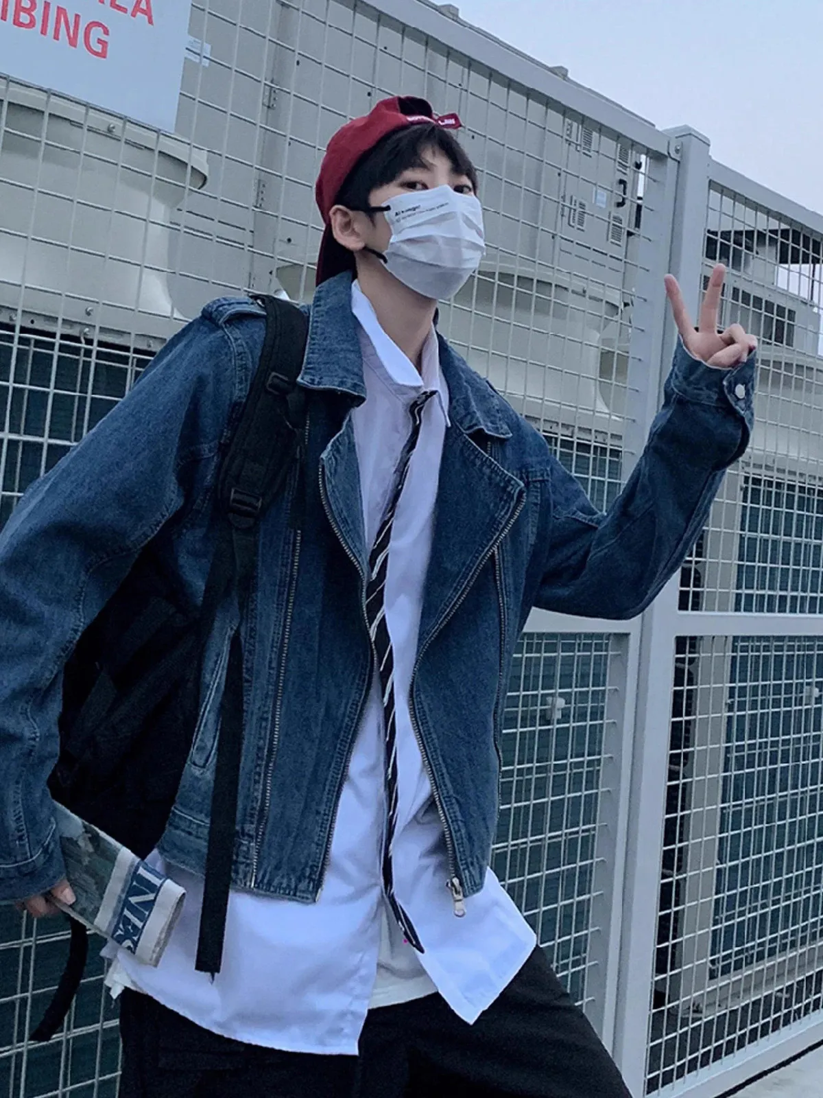 Vintage Cropped Denim Jacket: Mens Y2K Zip-Up Bomber - Shop