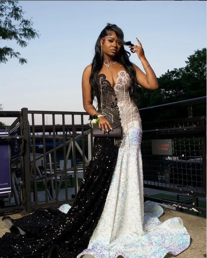 Sparkling Diamante Mermaid Prom Dress Black and White Colourblock Crystal  Embroidered Floor-Length Evening Gown from Dhgate Prom Dresses - price  183.32