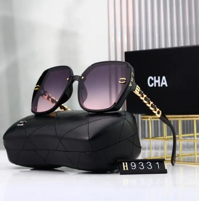 Rectangle Sunglasses with UV400 Polarized Lenses for Men  display picture 2