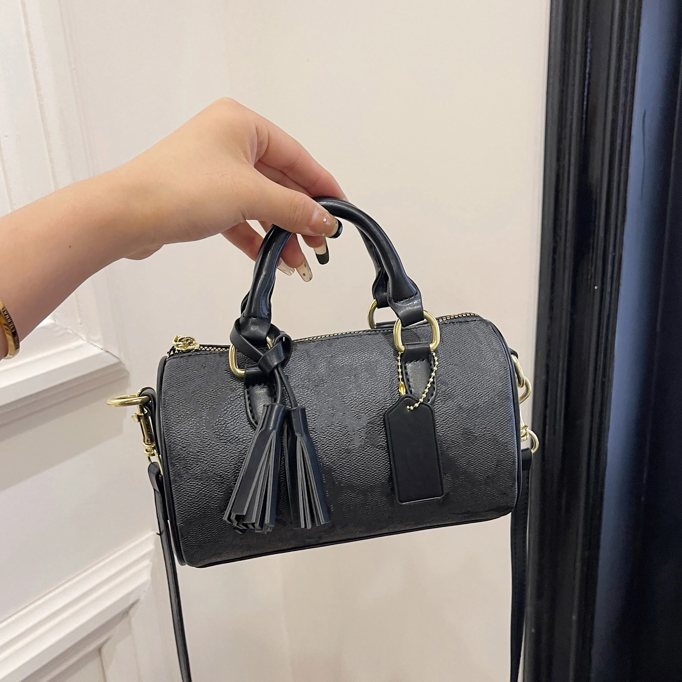 バッグ Flower pattern mini boston bag Spring in full bloom! Meet the SAKURA KUCHIGANE 2Way Mini Boston